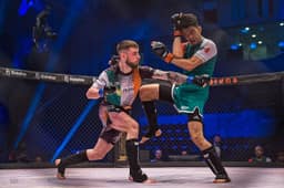 ケージ内でのMMA（総合格闘技）の攻防